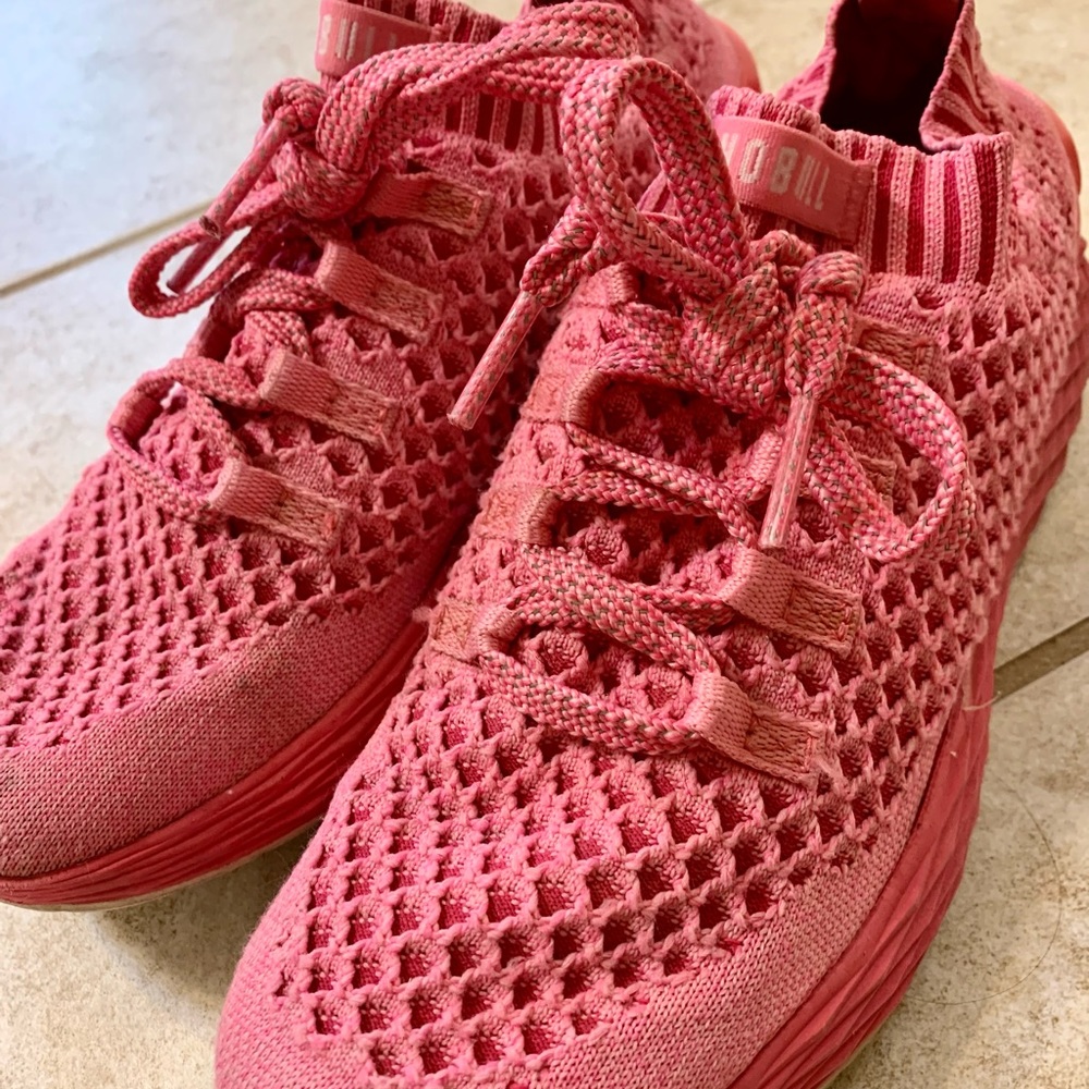 NoBull Pink Knit Runners. W10/M8.5